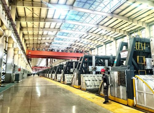 效能領(lǐng)跑，樹(shù)立“綠電鋁”行業(yè)標(biāo)桿——技術(shù)服務(wù)驅(qū)動(dòng)鋁產(chǎn)業(yè)綠色轉(zhuǎn)型